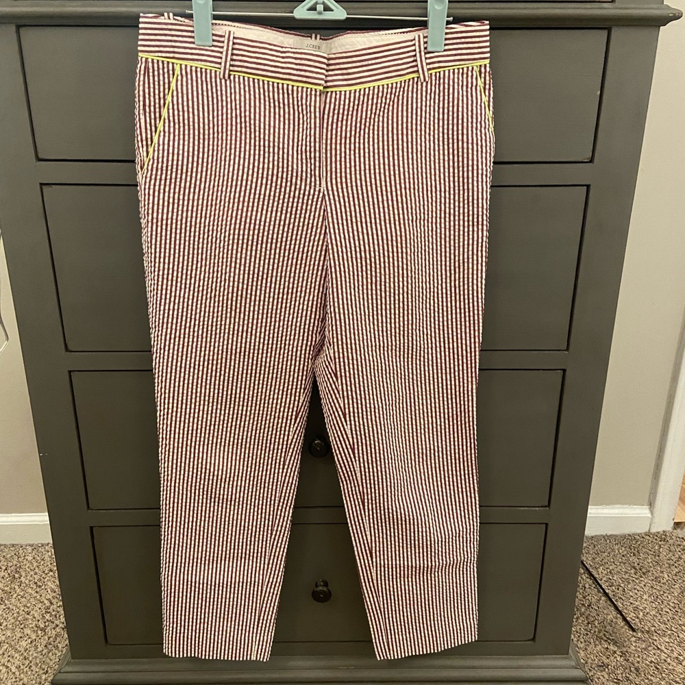 J Crew seersucker Cafe Capri pants, red and white striped, size 4